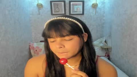 Snapshot of emily_rosue_ chatting on July 8, 2026, 4:06 am emily_rosue_ online show from July 8, 2026, 4:06 am