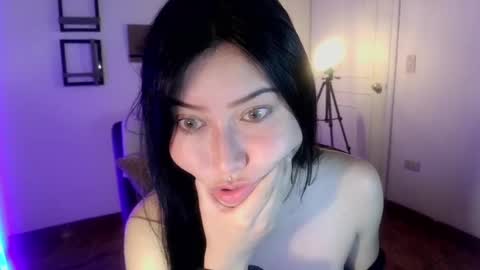 Emily  Swan online show from February 21, 2025, 2:17 am