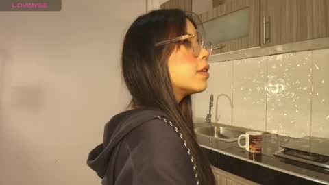 Snapshot of emily_sweett12 chatting on June 6, 2026, 12:21 pm Emily online show from June 6, 2026, 12:21 pm