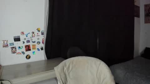 Snapshot of emily_vader chatting on February 16, 2025, 2:20 am emily_vader online show from February 16, 2025, 2:20 am