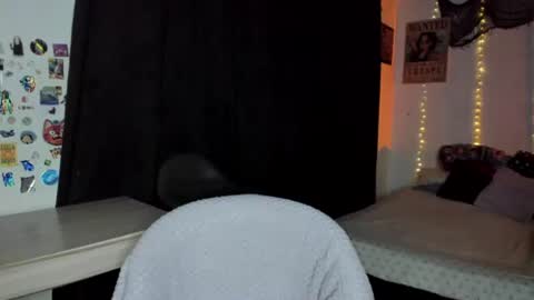 Snapshot of emily_vader chatting on July 12, 2026, 2:13 am emily_vader online show from July 12, 2026, 2:13 am