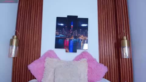 Emily. online show from October 5, 2025, 3:16 am