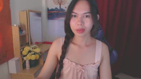 emily_xo143 online show from March 8, 2026, 12:42 pm