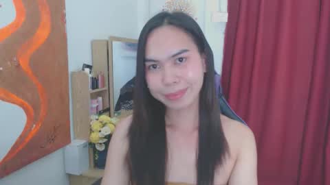 emily_xo143 online show from May 2, 2026, 2:22 pm