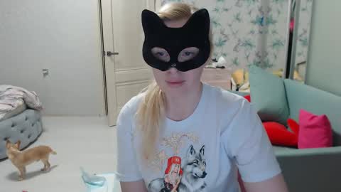 Emily online show from May 4, 2026, 5:42 pm