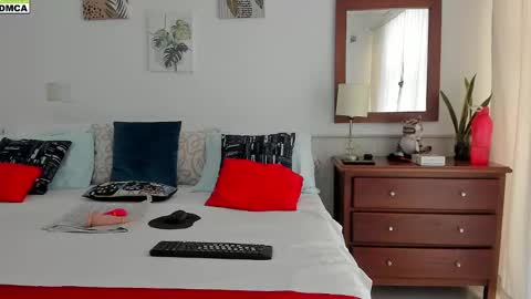 Snapshot of emilyboobs_ chatting on January 18, 2026, 12:20 pm Emily online show from January 18, 2026, 12:20 pm