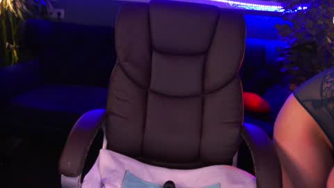 Snapshot of emilycandys chatting on January 31, 2025, 9:59 am Emy online show from January 31, 2025, 9:59 am