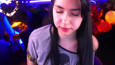 Snapshot of emilycandys chatting on February 20, 2025, 7:55 am Emy online show from February 20, 2025, 7:55 am