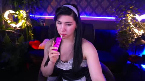 Snapshot of emilycandys chatting on February 28, 2025, 6:43 am Emy online show from February 28, 2025, 6:43 am