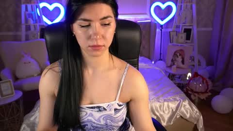 Snapshot of emilycandys chatting on March 3, 2025, 6:59 am Emy online show from March 3, 2025, 6:59 am