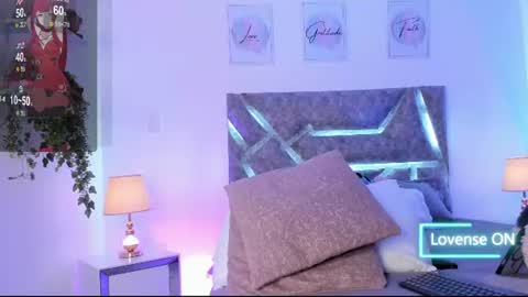 Snapshot of emilycat777_ chatting on July 12, 2026, 8:44 pm emily online show from July 12, 2026, 8:44 pm