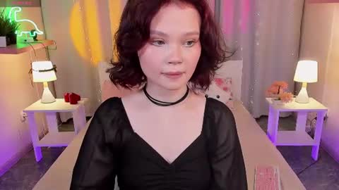 Snapshot of emilychaves chatting on June 30, 2026, 8:37 am Emilyhaves online show from June 30, 2026, 8:37 am