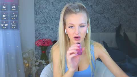 emilydancee online show from December 17, 2024, 6:24 am