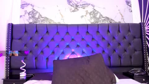 Emily online show from February 1, 2026, 5:39 am