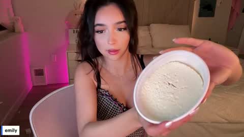 emilyfawn online show from September 9, 2025, 3:06 am