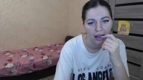 emilyfork online show from November 22, 2025, 9:41 am