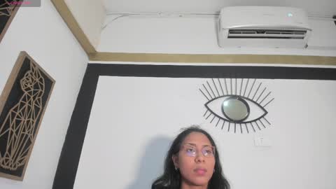 Snapshot of emilygomezz chatting on May 31, 2026, 11:39 am Emily online show from May 31, 2026, 11:39 am