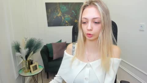Emily online show from April 4, 2026, 3:38 am