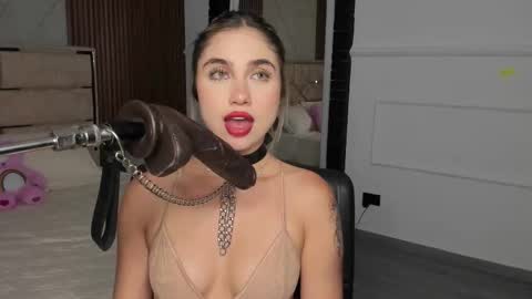 Emily Hendrix online show from February 19, 2025, 12:03 am