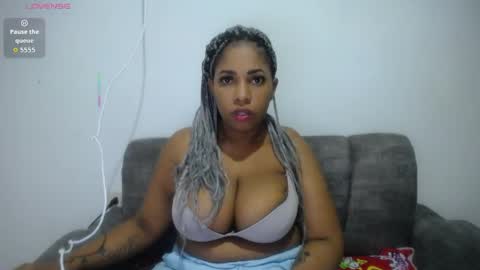 Emilyhines online show from April 23, 2026, 11:40 pm