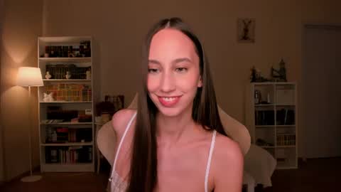 Alina online show from August 7, 2026, 8:22 pm