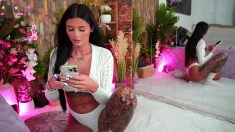 Emily  online show from September 9, 2025, 5:34 pm