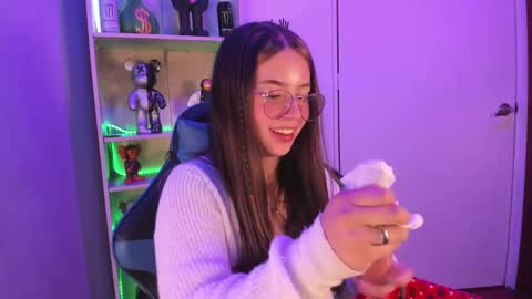 Snapshot of emilykarterr chatting on March 2, 2025, 3:59 pm VALEEEN online show from March 2, 2025, 3:59 pm