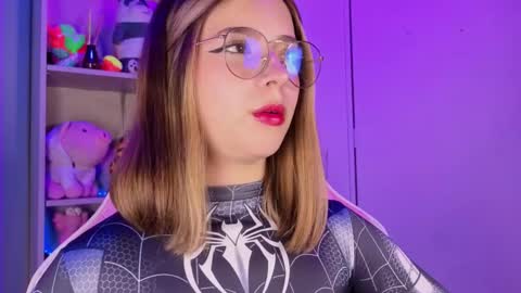 VALEEEN online show from February 4, 2026, 4:02 pm