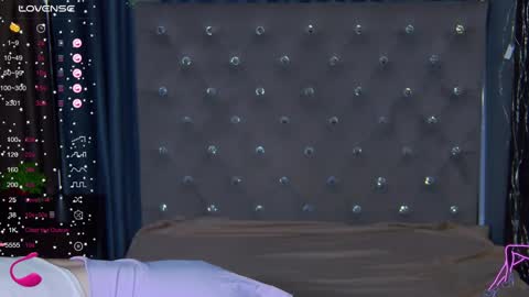 EmilyKents online show from February 2, 2025, 1:23 am