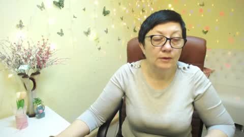 Emily online show from April 26, 2026, 5:16 am
