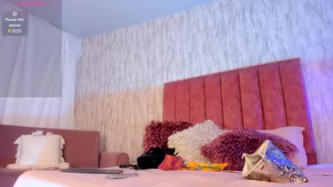 My IG - EmilyParker   online show from September 15, 2025, 6:08 pm