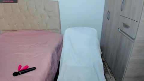 Snapshot of emilypink_1 chatting on June 3, 2026, 2:33 pm Emily online show from June 3, 2026, 2:33 pm