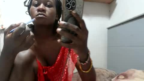 Snapshot of emilyposha chatting on May 31, 2026, 9:27 pm Emilly online show from May 31, 2026, 9:27 pm