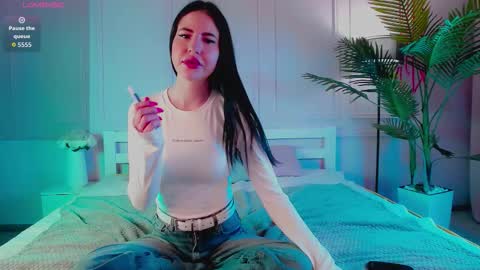 Snapshot of emilyramsey chatting on March 19, 2026, 7:18 pm Emily online show from March 19, 2026, 7:18 pm