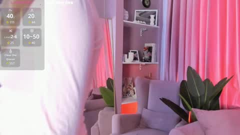 Snapshot of emilyrighter chatting on December 7, 2024, 11:40 am Hey i am Emily am - pm online show from December 7, 2024, 11:40 am