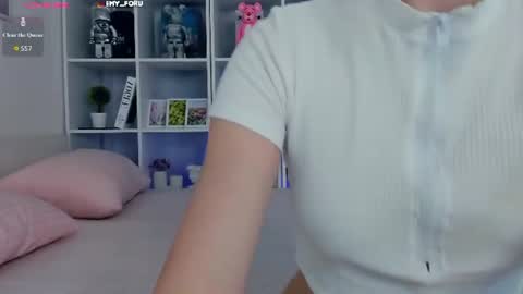 Hey i am  Emily     am -  pm online show from August 2, 2026, 5:11 pm