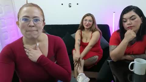 emily  friends online show from December 3, 2025, 5:26 am