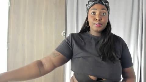 Snapshot of emilyrojas chatting on February 27, 2025, 12:34 pm emilyrojas online show from February 27, 2025, 12:34 pm