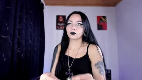  Emily Support me to have 100 likes plx online show from June 1, 2026, 5:36 pm