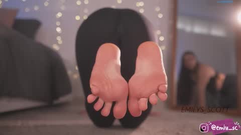 Emy  online show from March 6, 2026, 3:08 pm