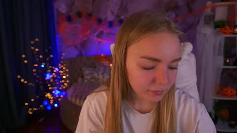  MY NAME IS Emily WELCOME EVERYONE I WILL BE HAPPY TO GIVE YOU WHAT YOU HAVE DREAMED OF FOR SO LONG online show from November 1, 2025, 2:08 pm