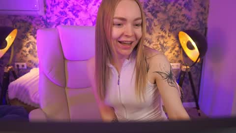  MY NAME IS Emily WELCOME EVERYONE I WILL BE HAPPY TO GIVE YOU WHAT YOU HAVE DREAMED OF FOR SO LONG online show from April 24, 2026, 7:33 am