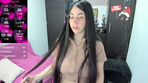 Snapshot of emilytafur chatting on December 31, 2024, 4:27 am Emy online show from December 31, 2024, 4:27 am