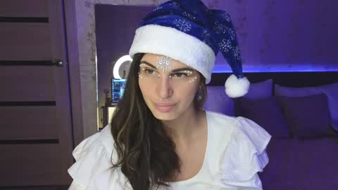 Emily online show from December 8, 2024, 1:13 am