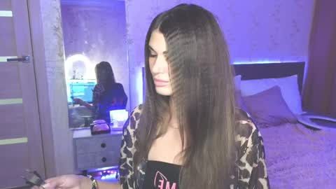 Snapshot of emilytucker chatting on December 12, 2024, 2:15 am Emily online show from December 12, 2024, 2:15 am