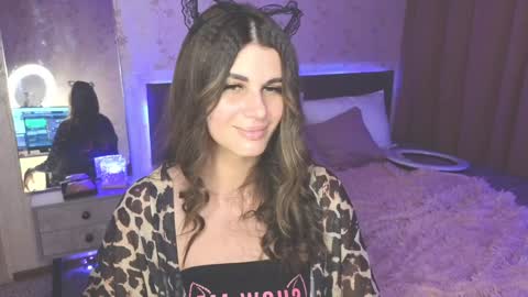 Snapshot of emilytucker chatting on December 12, 2024, 5:20 am Emily online show from December 12, 2024, 5:20 am