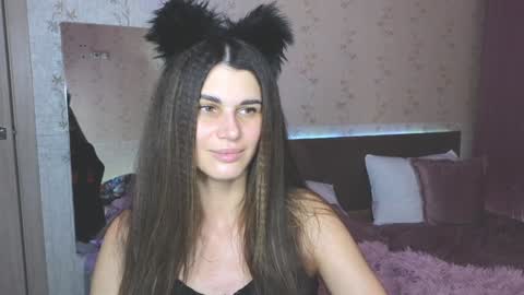 Snapshot of emilytucker chatting on December 29, 2024, 11:07 am Emily online show from December 29, 2024, 11:07 am