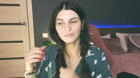 Emily online show from February 5, 2025, 1:26 am