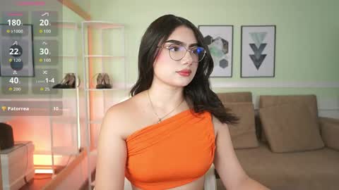 Snapshot of emilyturnerx chatting on May 7, 2026, 7:08 pm Emily Turner online show from May 7, 2026, 7:08 pm
