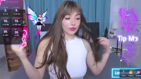 Snapshot of emilytylerr chatting on October 14, 2025, 8:04 am Emily online show from October 14, 2025, 8:04 am